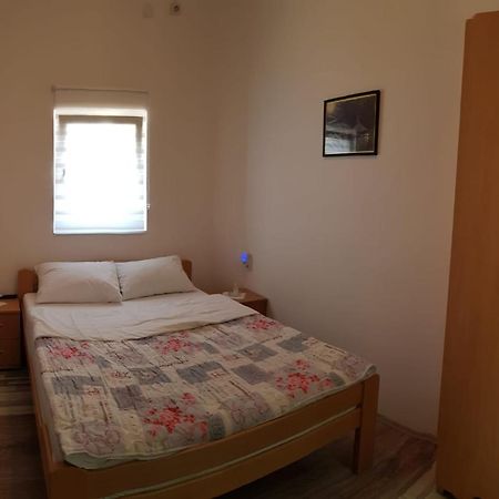 Tabacco Rooms Obrenovac  Exterior foto